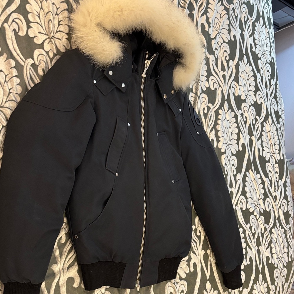 Moose Knuckles Ladies Size S Black Bomber Jacket with White Fur Trim